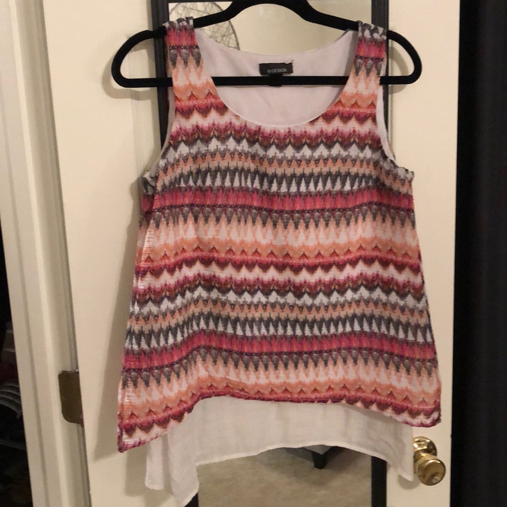 Colorful sleeveless top